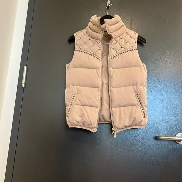 Patrizia Pepe size 40 (sz 6) soft pink Duck Down Vest with Studded BEE/Jewels - Picture 5 of 14